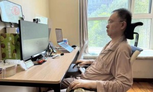 与京东原副总裁、渐冻症患者蔡磊的特殊“对话”