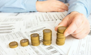 四季度营收净利“双降”，瑞丰银行“怪罪”债券市场收益率波动